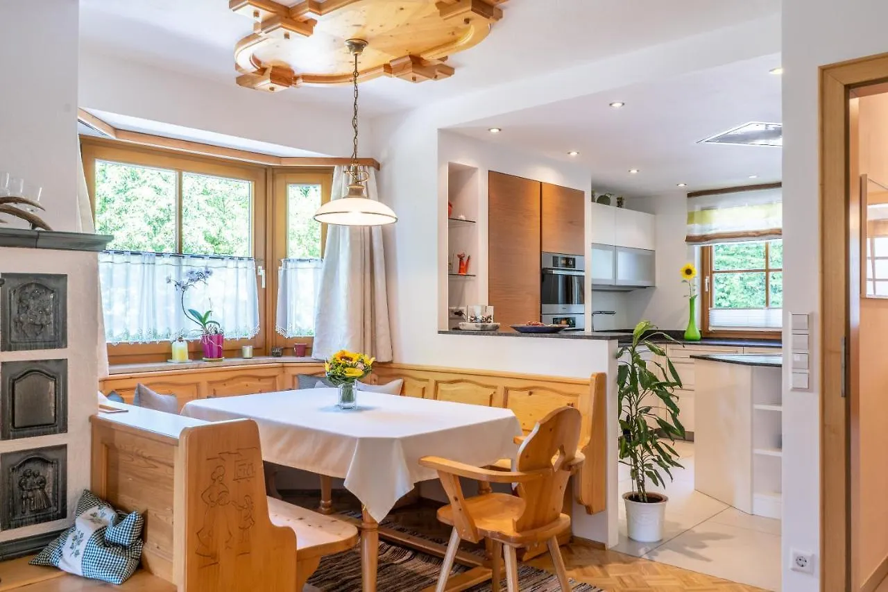 Apartment Salzburg City&Lake Elixhausen Austria